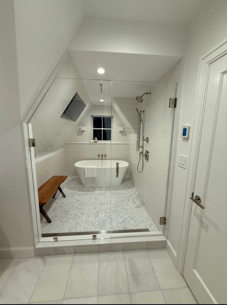 WhatsApp Image 2025-10-18 at 09.50.08sssssss