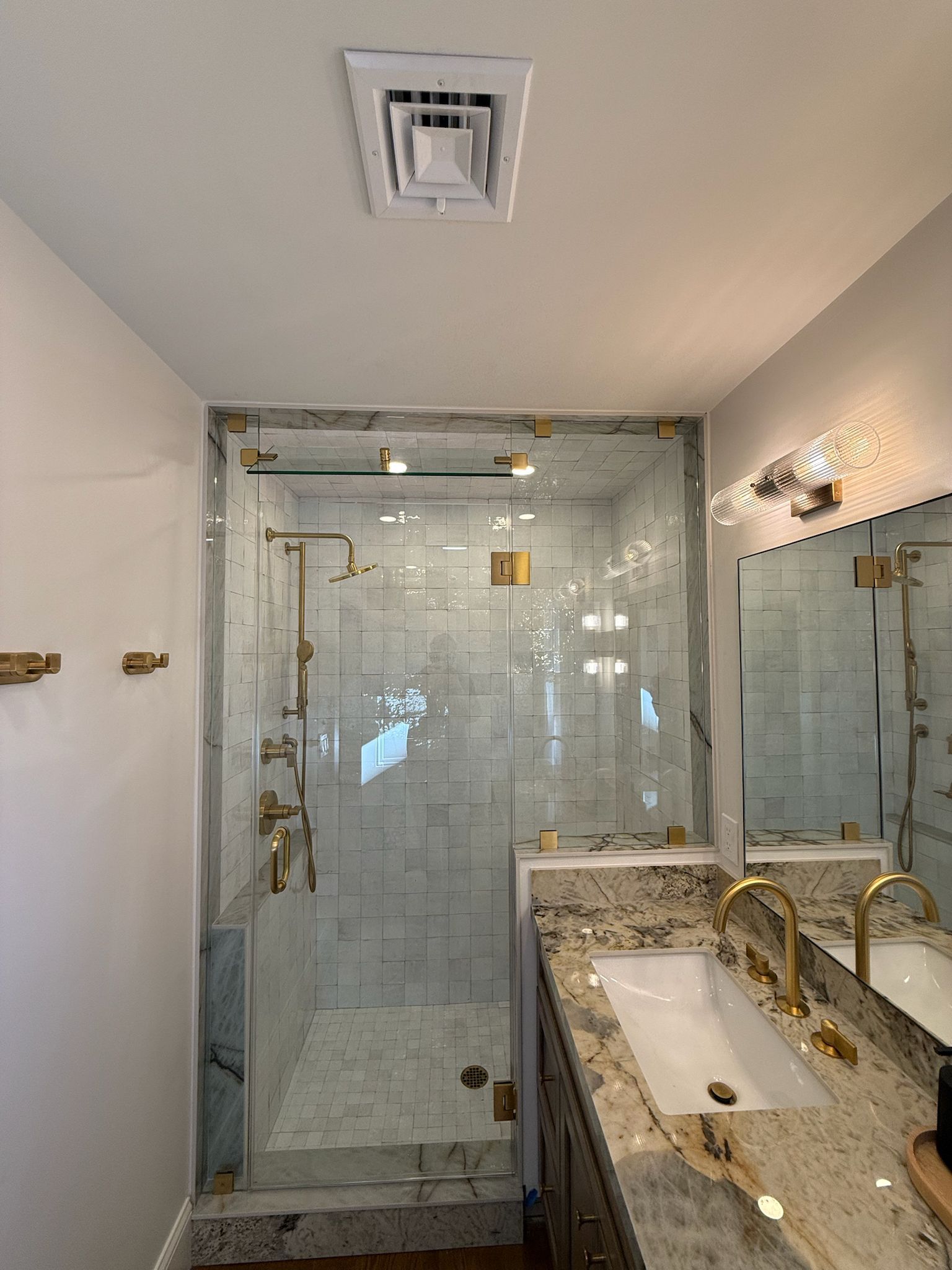 WhatsApp Image 2025-10-18 at 10.12.3687789789